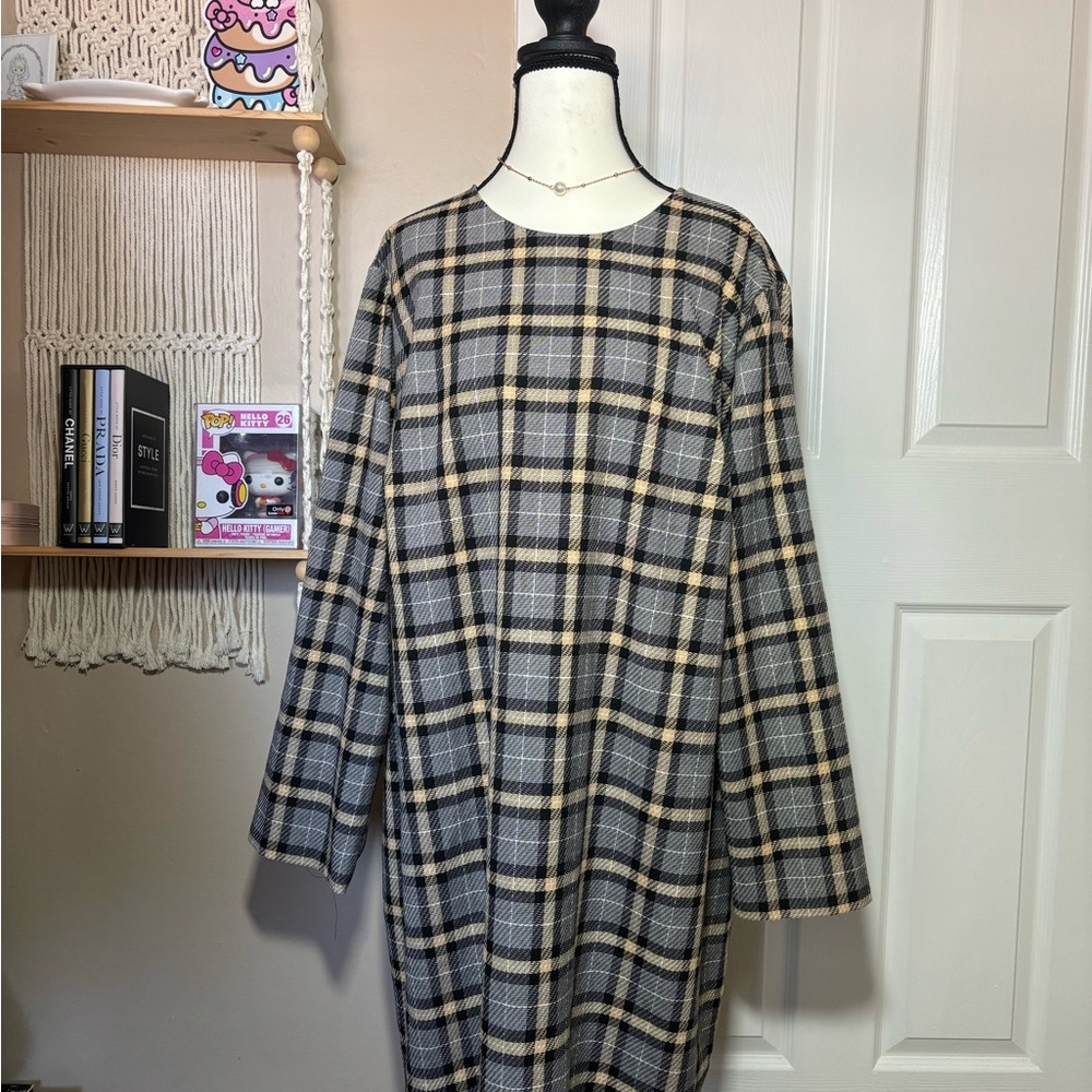 H&M Checkered Long Sleeve Dress